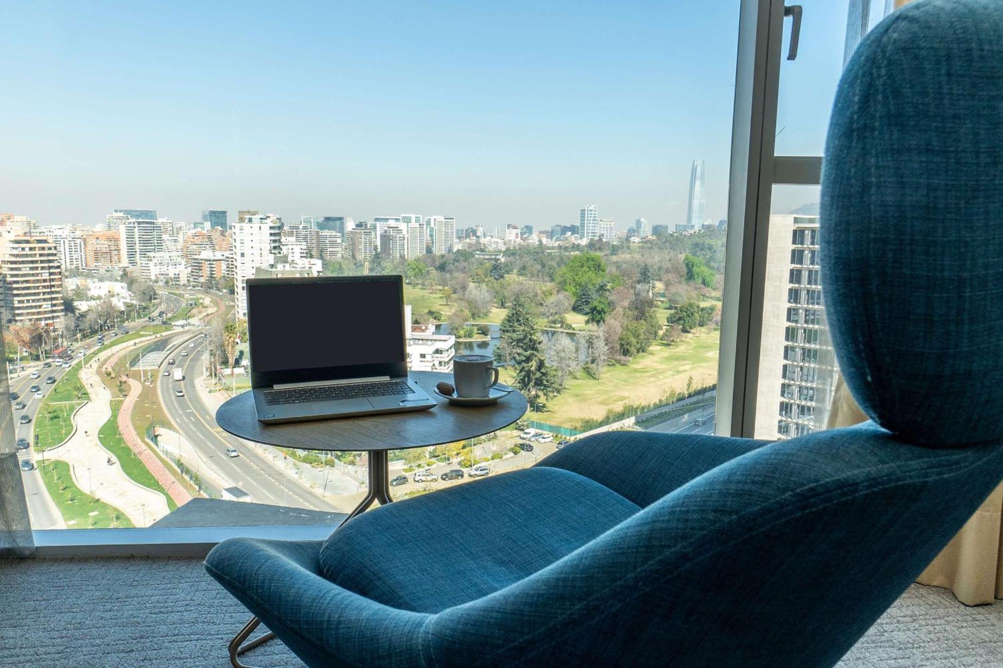 Doubletree By Hilton Santiago Kennedy, Chile Hotel Eksteriør billede